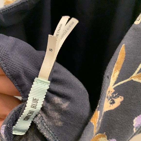 Urban Outfitters Kimchi Blue Floral Romper - Small - Picture 3 of 3